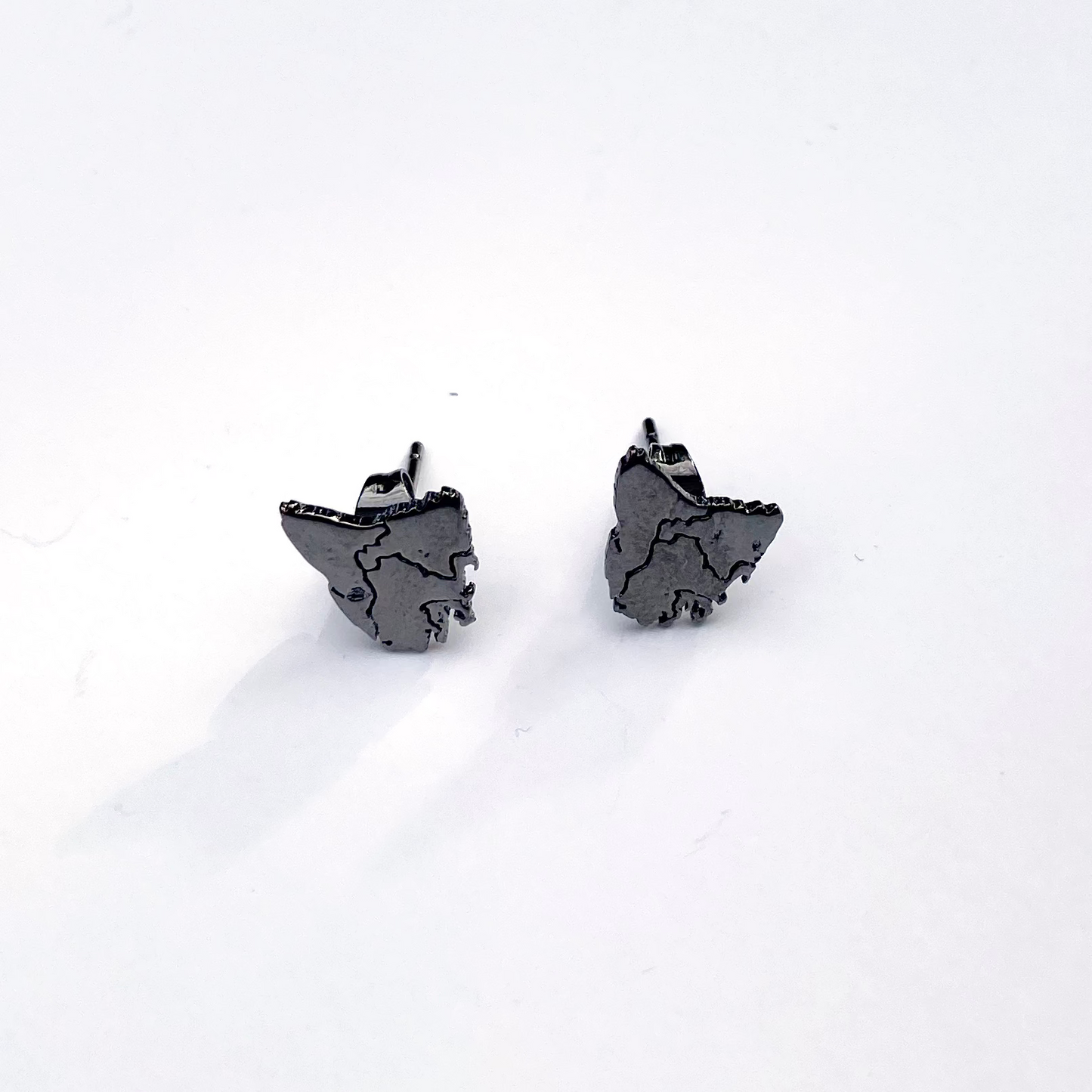 Tassie Map Earring (Plated) - Stud