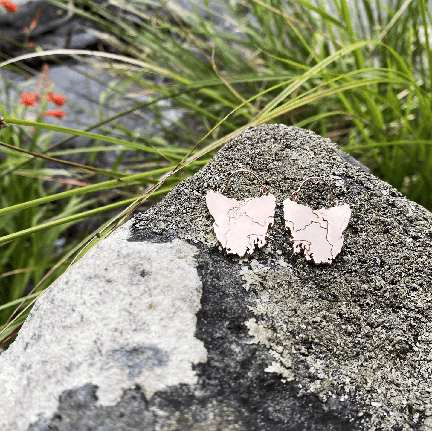 Tassie Map Earring - Boat Hook