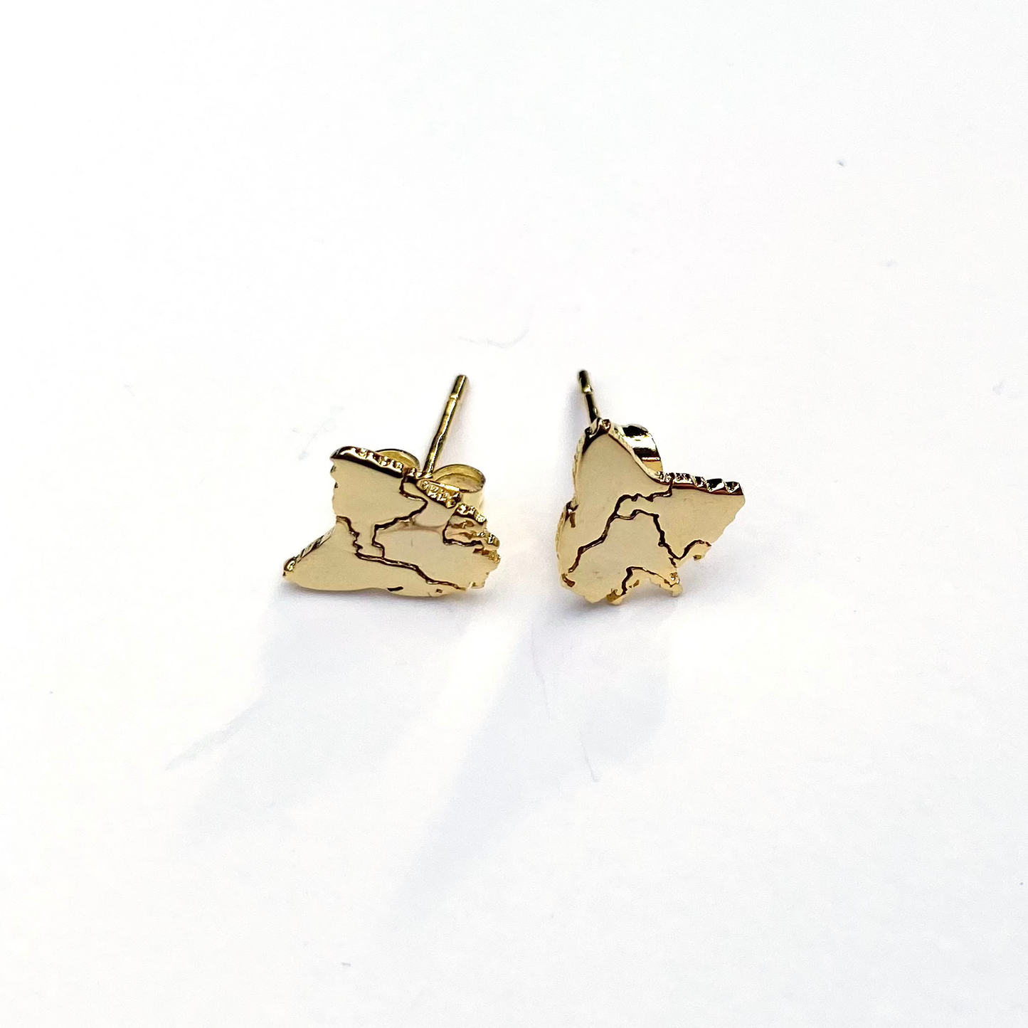 Tassie Map Earring - Stud