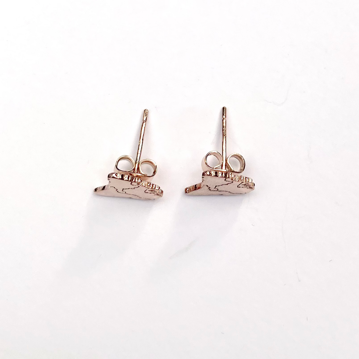 Tassie Map Earring - Stud